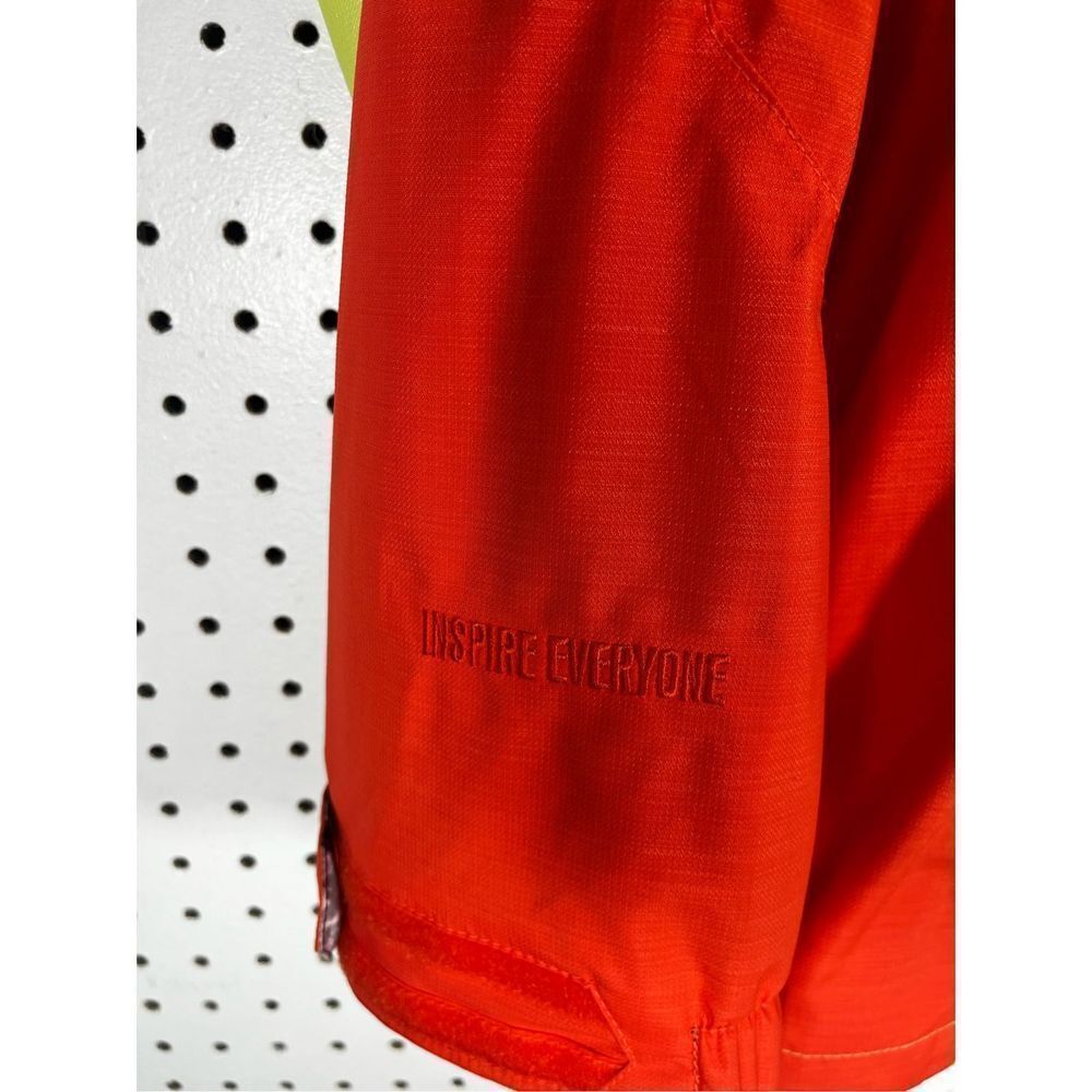 Volcom snowboarding jacket - Picture 10 of 16